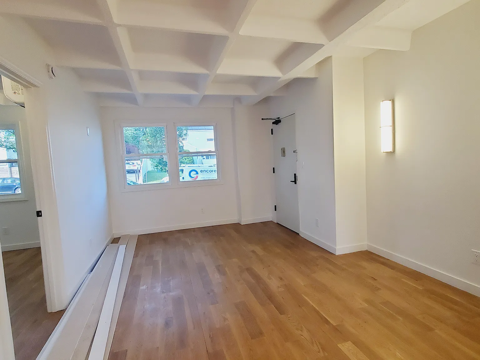 2 bed, 800 sqft, $2,800 — Photo 3