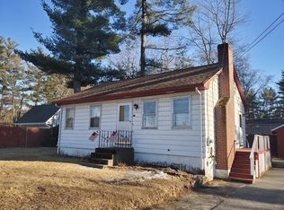 77 Sandy Pond Rd, Ayer, MA 01432