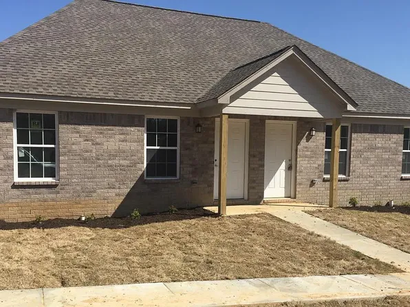 9134 Feathers Chapel Dr, Somerville, TN 38068