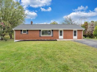 117 Blue Ridge Dr, Blue Ridge, VA 24064