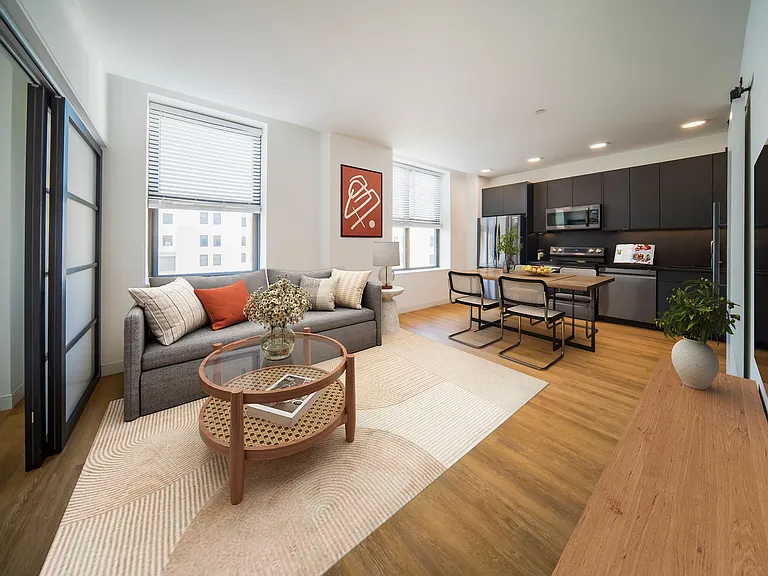 101 dupont place — Photo 6