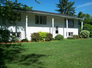 10515 880th Ave, Glenville, MN 56036