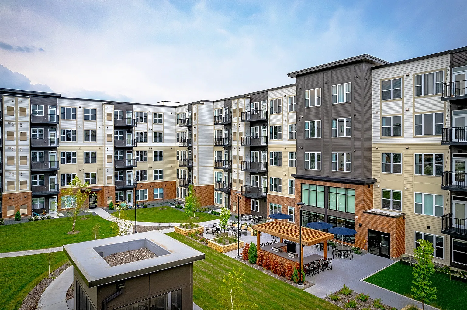 Legacy Commons at Signal Hills 55+ Apartments — Photo 1