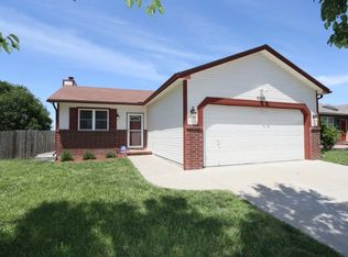 5306 E Looman St, Wichita, KS 67220