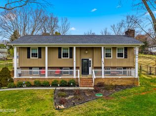 426 Coulter Rd, Maryville, TN 37804