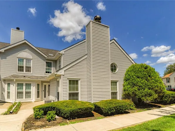 22 Olde Wagon Road, Warwick, NY 10990