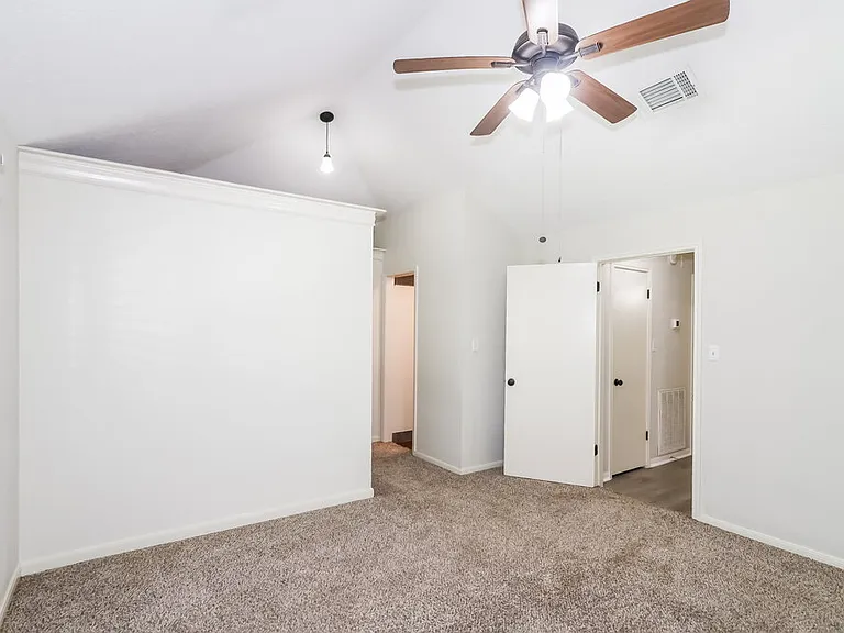 10810 Gusty Winds Ct — Photo 9