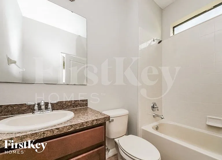 4705 Blackthorn Cir — Photo 13