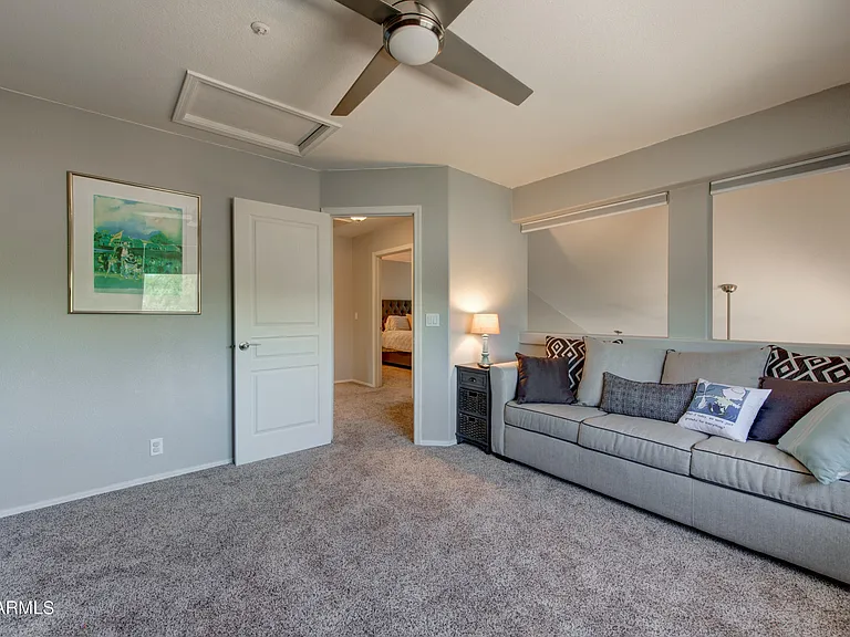 15550 N Frank Lloyd Wright Blvd #1061 — Photo 11