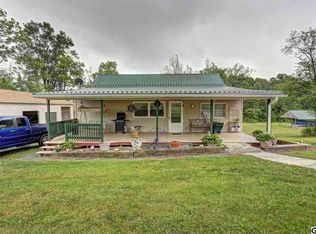 246 Perry Valley Rd, Millerstown, PA 17062