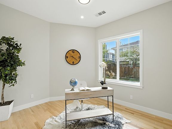3rd image of 1329 Elam Ave
