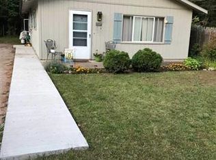 886 Pine Grove Ave, Traverse City, MI 49686