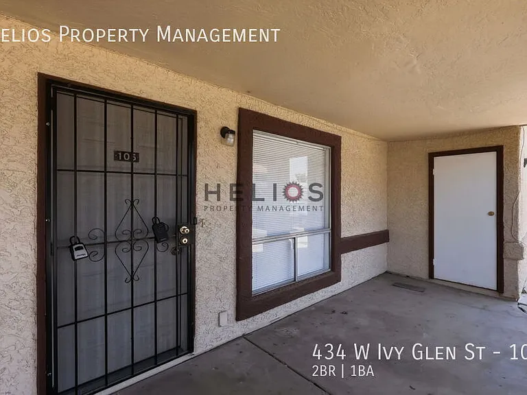 434 W Ivyglen St #105 — Photo 5