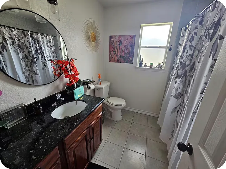 8015 Ventura Blvd — Photo 9