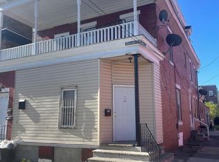 1212 W Rockland St, Philadelphia, PA 19141