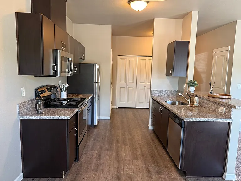 Now Leasing at The Lodges in Lebanon — Photo 29
