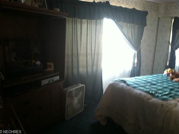 4th image of 84 Richard Dr