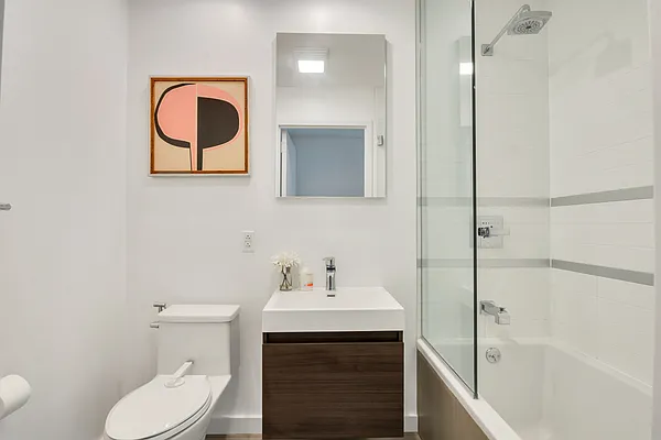 Sold by Compass | media 21