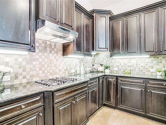 5th image of 8724 Domingo Dr