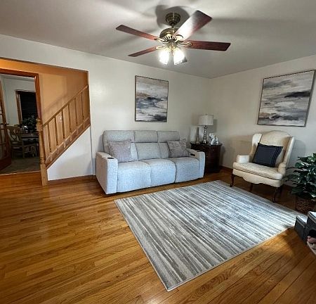 2nd image of 2463 Dorchester Rd