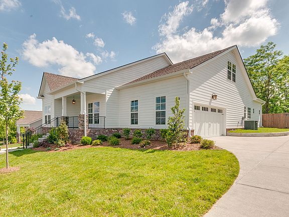 Collinsville I, Side Entry Garage