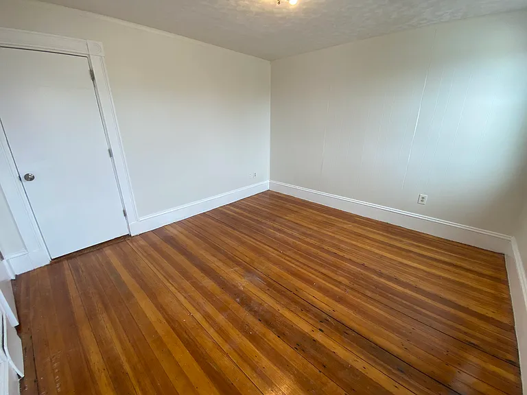 14 Magnolia Sq #3 — Photo 5