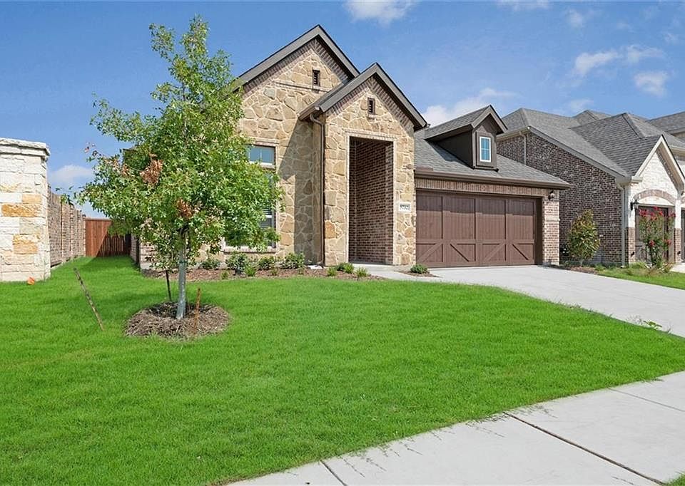1st image of 5732 Amphora Ave