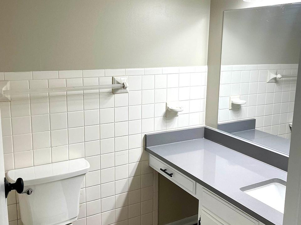 629 S Batavia Ave 2, Batavia, IL 60510 Zillow