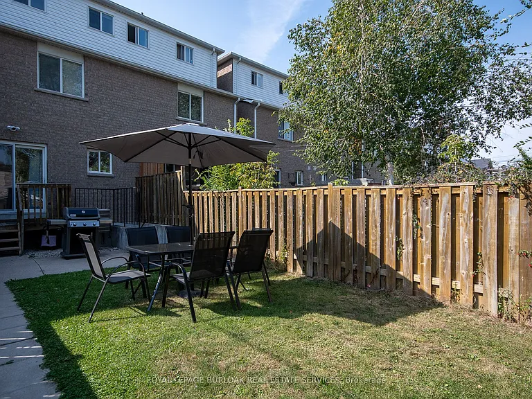 7 Trent Ave — Photo 25