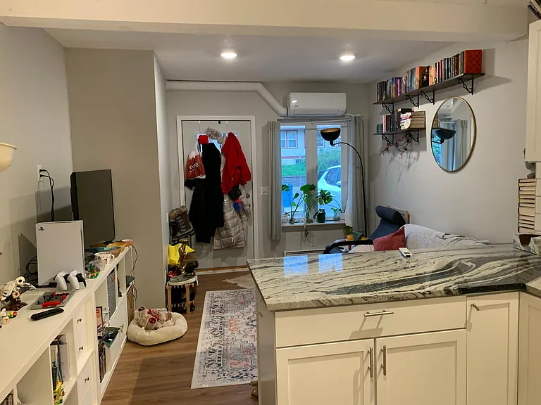35 Melbourne Ave SE #A — Photo 7