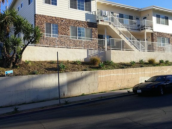 4th image of 1824-1828 Montrose St #3