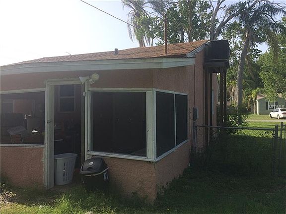 4th image of 2708 47th Ave N