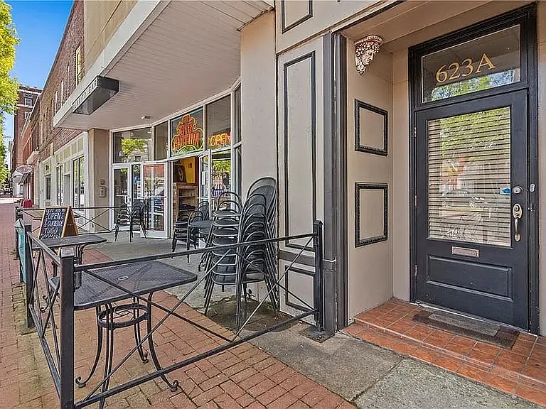 623 High St — Photo 2