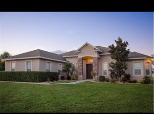 2822 Nesmith Estates Ln, Plant City, FL 33566
