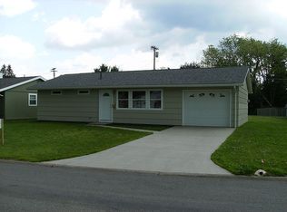 208 Berkley Dr, Woodsfield, OH