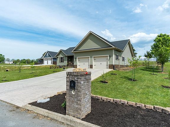 2nd image of 378 Grace Dr