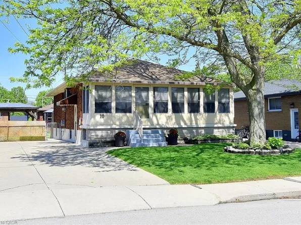 10 Alderney Ave, Hamilton, ON L9A 2A5