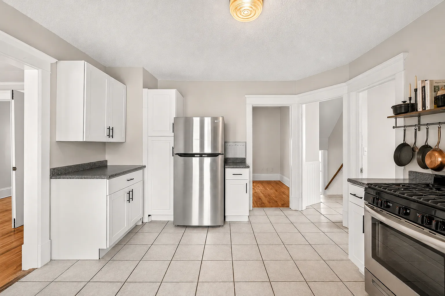 1539 Washington St NE — Photo 3