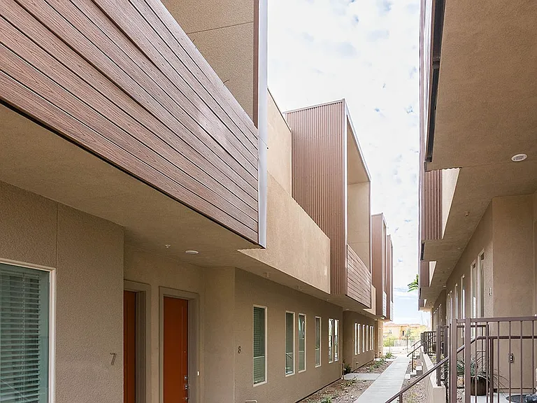 2335 E Utopia Rd #4 — Photo 19