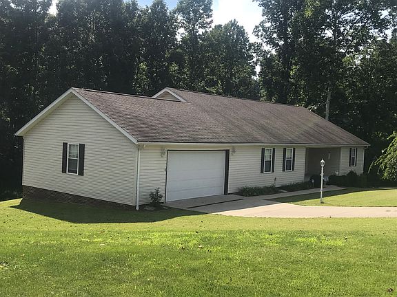 5th image of 372 Forest Dr