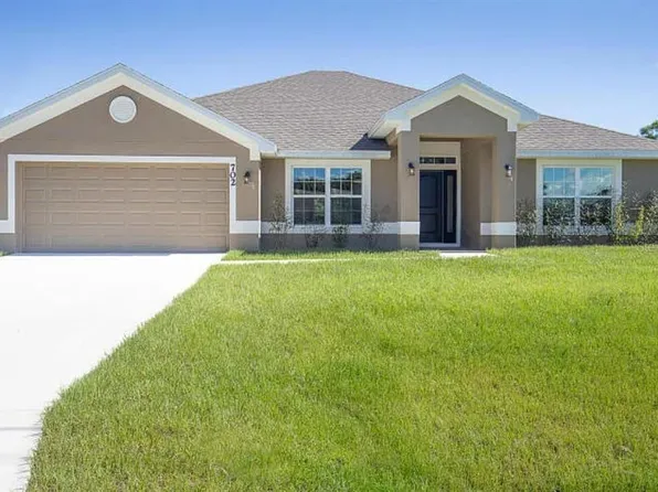 702 SE WALTERS TERRACE, PORT ST LUCIE, FL 34983