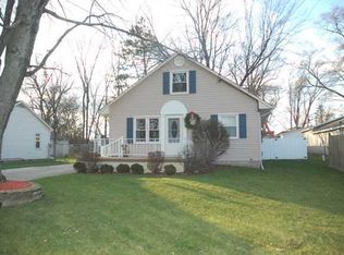 408 Clement Rd, Lansing, MI 48917