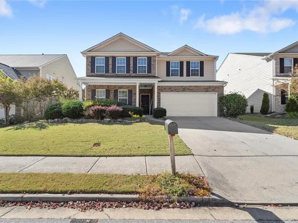 6151 Pierless Ave, Sugar Hill, GA 30518
