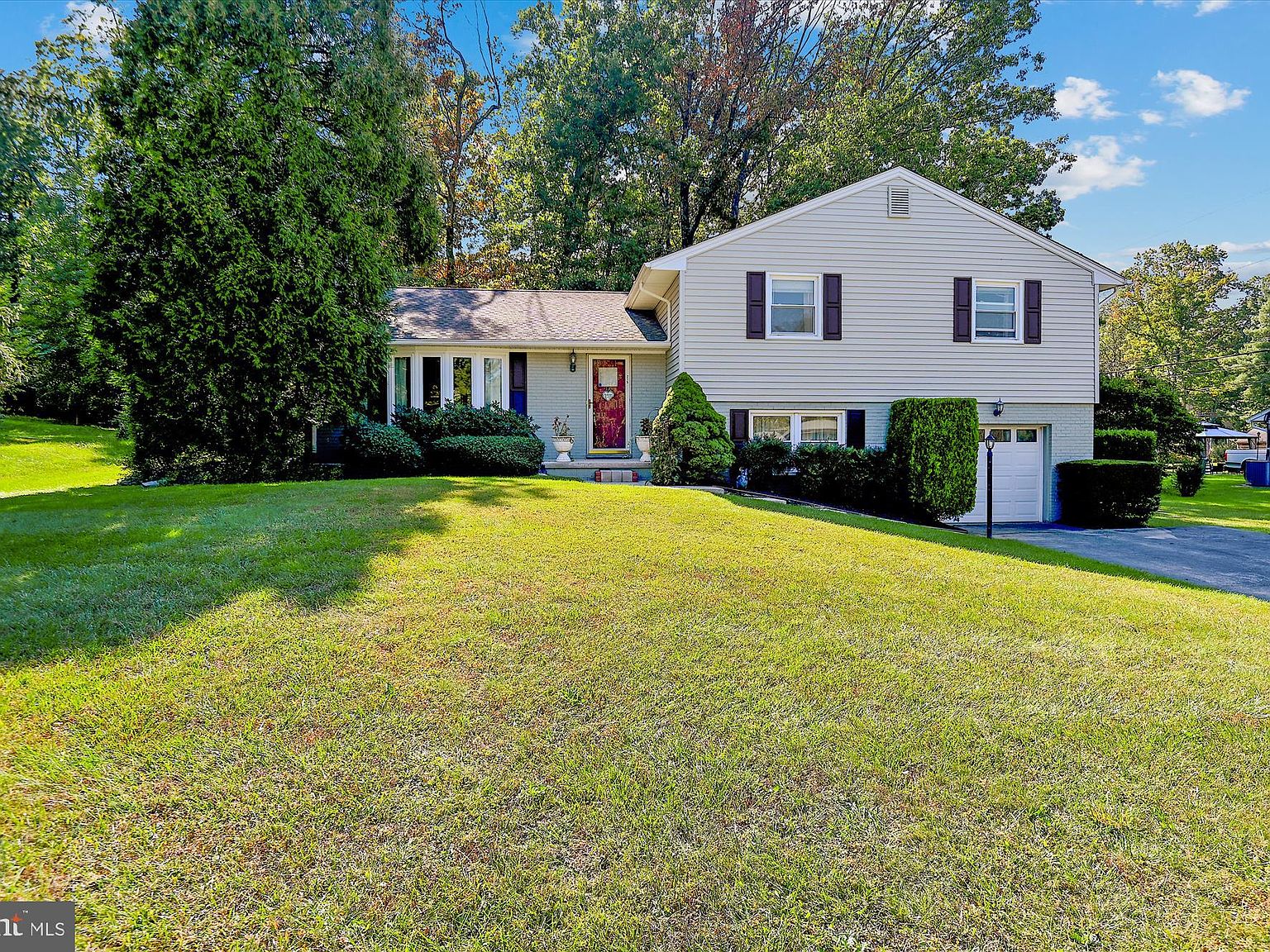 215 E Ridgely Rd, Lutherville Timonium, MD 21093 MLS MDBC2079502