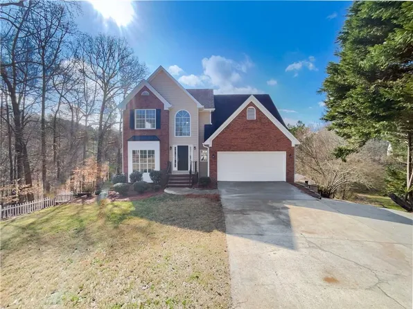 1200 Platinum Dr, Hoschton, GA 30548