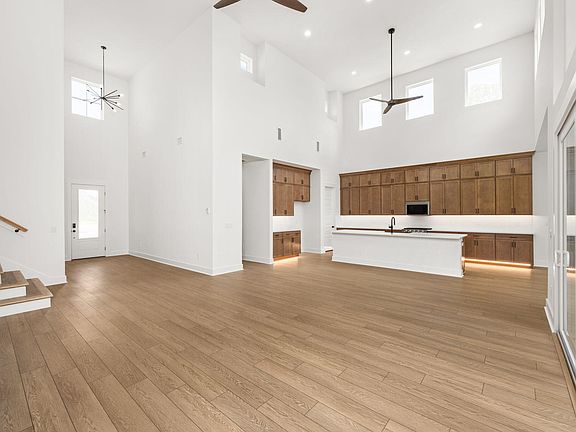 4th image of 320 Ember Ln Lot 304