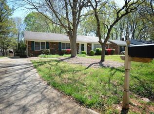 3214 Pine Needles Rd, High Point, NC 27265