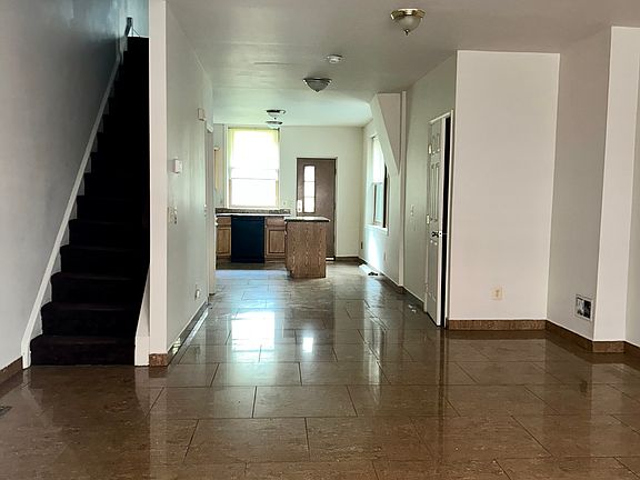 3rd image of 3124 Haverford Ave