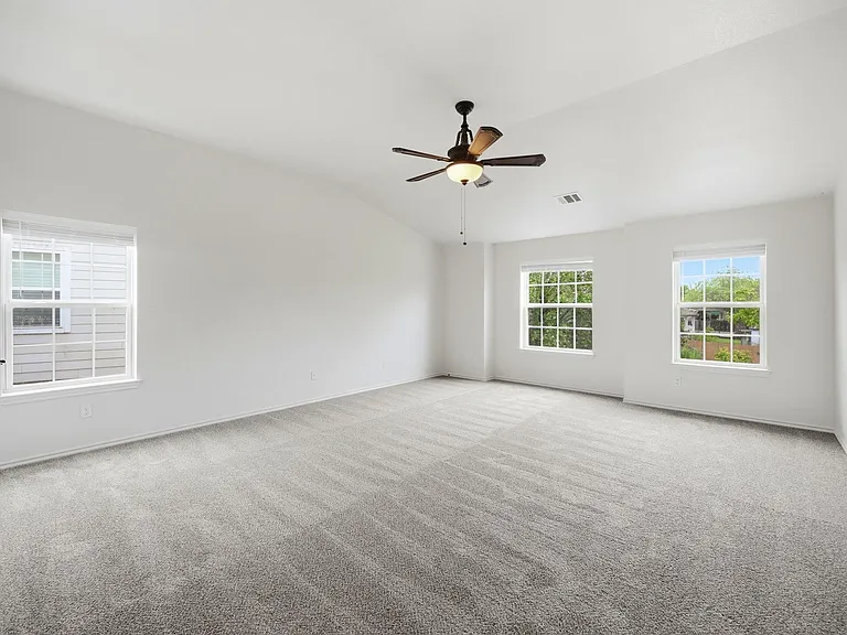1136 Beechwood Dr — Photo 28