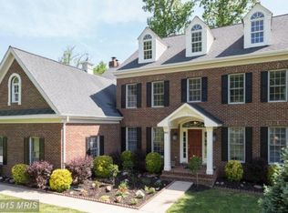 8016 Pohick Rd, Springfield, VA 22153